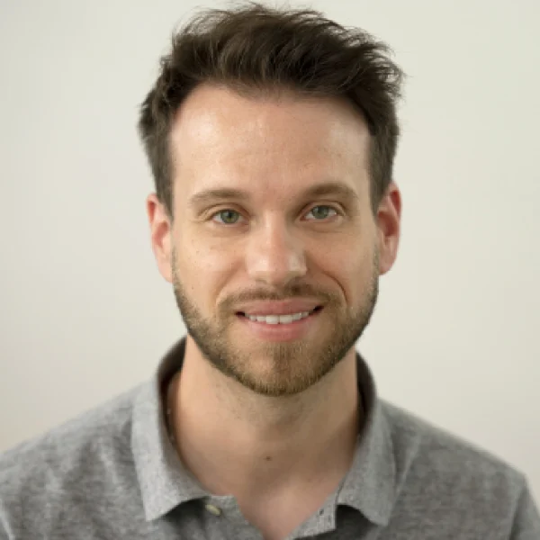 Portrait von Bastian Leicht, Projektbetreuer bei der DriveCon GmbH und für die Kundenbetreuung beim Produkt MINGLECONTROL verantwortlich