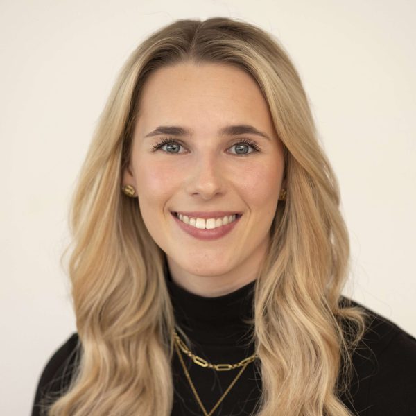 Portrait von Hanna Weissenseel Marketing Managerin